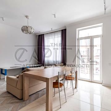 Саперне Поле вул., 12