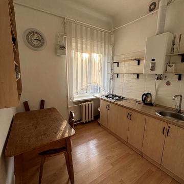 Володимира Винниченка вул., 56-А