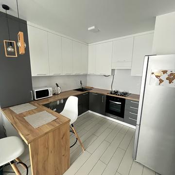 Княгині Ольги вул., 98н