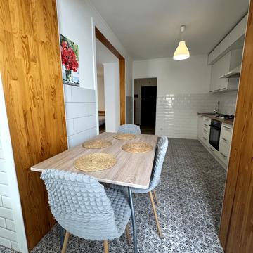 Лесі Українки бульв., 14-А