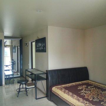 Миколаївська дорога вул., (Будинок 1)