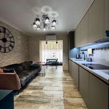 Левка Лукяненка вул. (Василя Жуковського), 16, 18, 20, 24