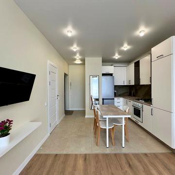 Героїв Майдану вул., 5