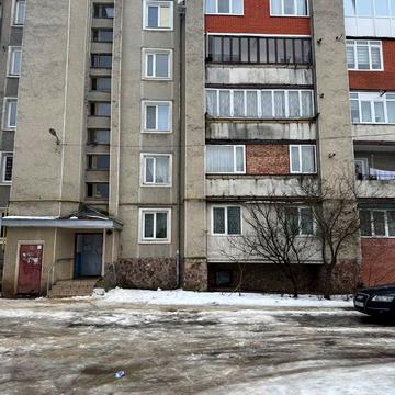 Лотоцікого, 12