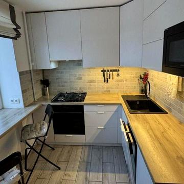 Політехнічна вул., 31-Б