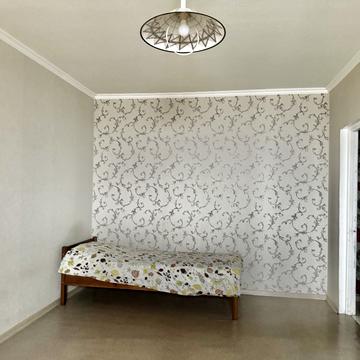 Червоної Калини просп. (Володимира Маяковського), 3