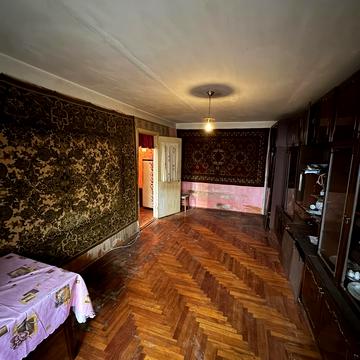 Добровольчих батальйонів вул., 77