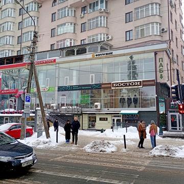 Незалежності вул., 36
