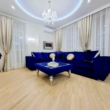 Джона Маккейна вул. (Івана Кудрі), 7