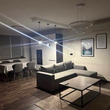 Героїв Харкова просп. (Московський), 124/7