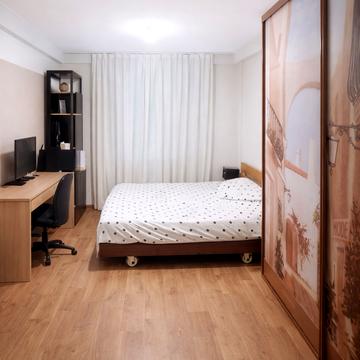 Героїв полку "Азов" вул. (Маршала Малиновського), 3