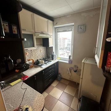 Павла Тичини вул., 13