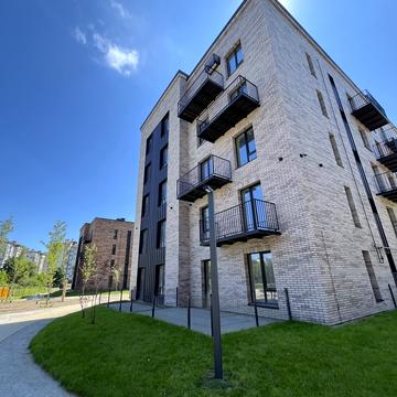 24 Серпня вул., (Будинок 10)