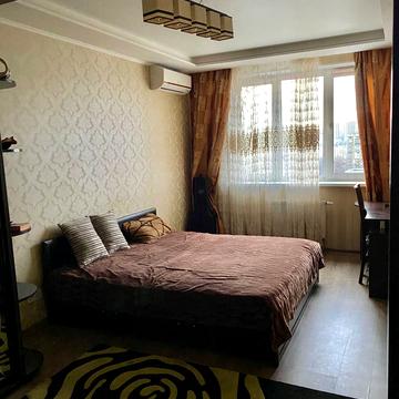 Феодосійська вул., 1-А