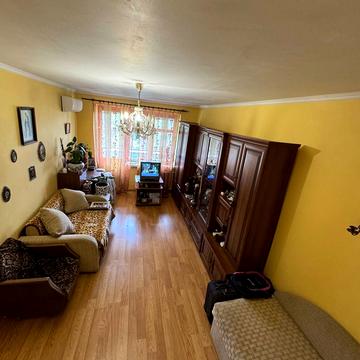 Володимира Великого вул. (Артема), 39