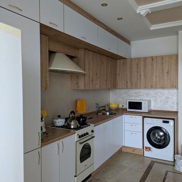 Карла Мікльоша вул., 11