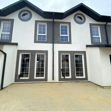 Москаленка вул., 12