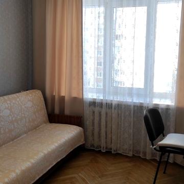 Бакинська вул., 37