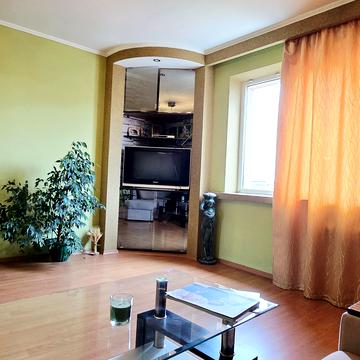 Олександра Довженка вул., 3