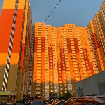 Сергія Данченка вул., 1