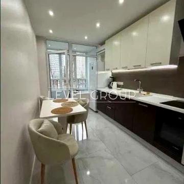 Ованеса Туманяна вул., 3