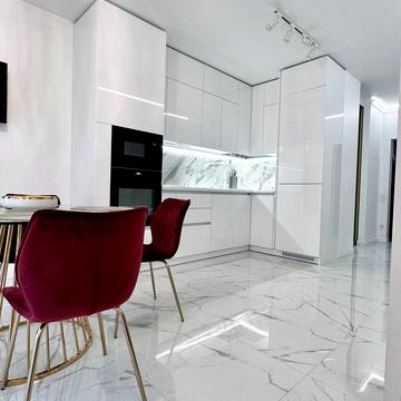 Вячеслава Чорновола просп. (), 16д