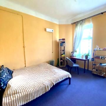 Григорія Сковороди вул., 11а