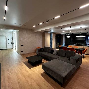 Ольгерда Бочковського вул., 8Б