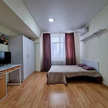 Машинобудівна вул., 41