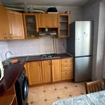 Дмитра Павличка просп., 6-Б