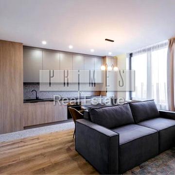 Академіка Вернадського бульв., 10