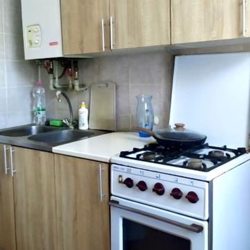 Братів Міхновських вул. (Московська), 27а