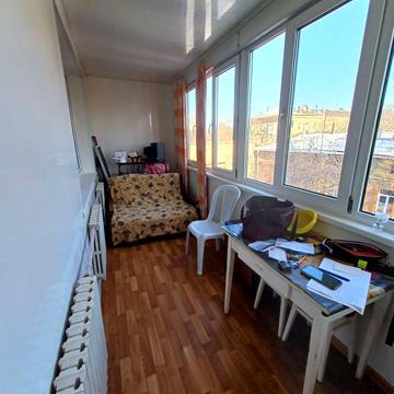 Богдана Хмельницького вул., 1/3