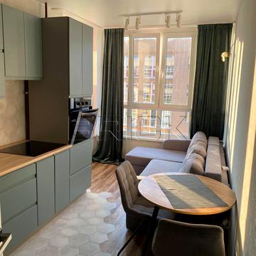 Машинобудівників вул., 16