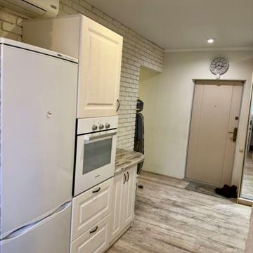 Юлії Здановської вул. (Ломоносова), 85-Б