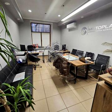 Олекси Новаківського вул., 6