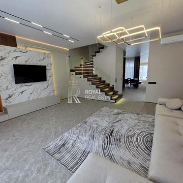 Макарівська вул., 25