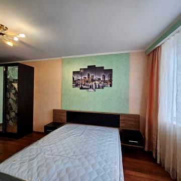 Вишгородська вул., 45