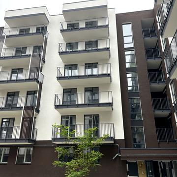 Бічна Львівська вул., (Будинок)