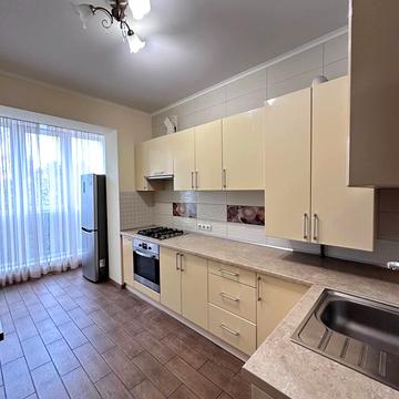 Київська вул., 28-Е