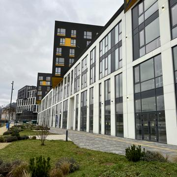 Новознесенська вул., (ЖК Вежа (будинок 2))