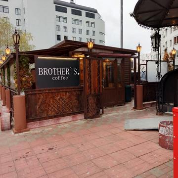 Миколи Бажана просп., 14