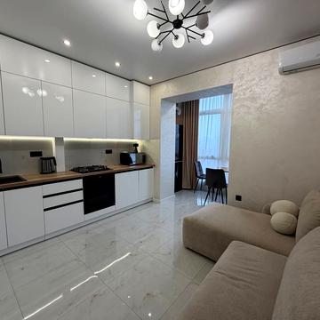 Олександра Довженка вул., 57