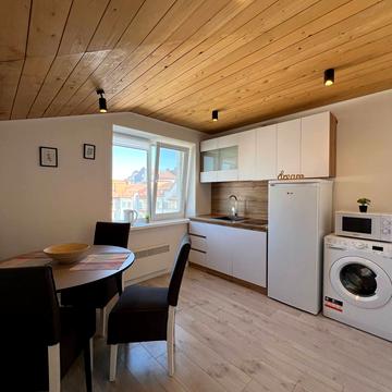 Височана вул., 18