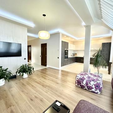 Дніпровські Пороги вул., 15-Г