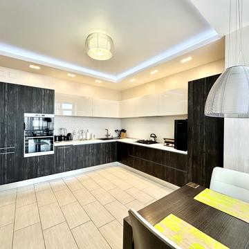 Дніпровські Пороги вул., 15-Г