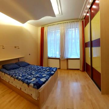 Соломії Крушельницької вул., 11