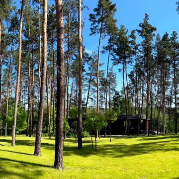 Набережно-Сіверська вул.