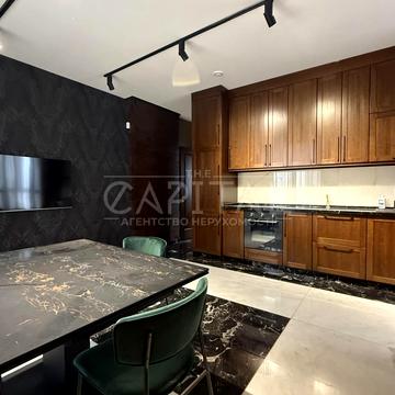 Лесі Українки бульв., 7-В