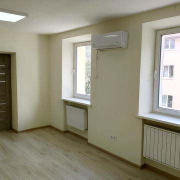 Військових Ветеранів вул., 10а